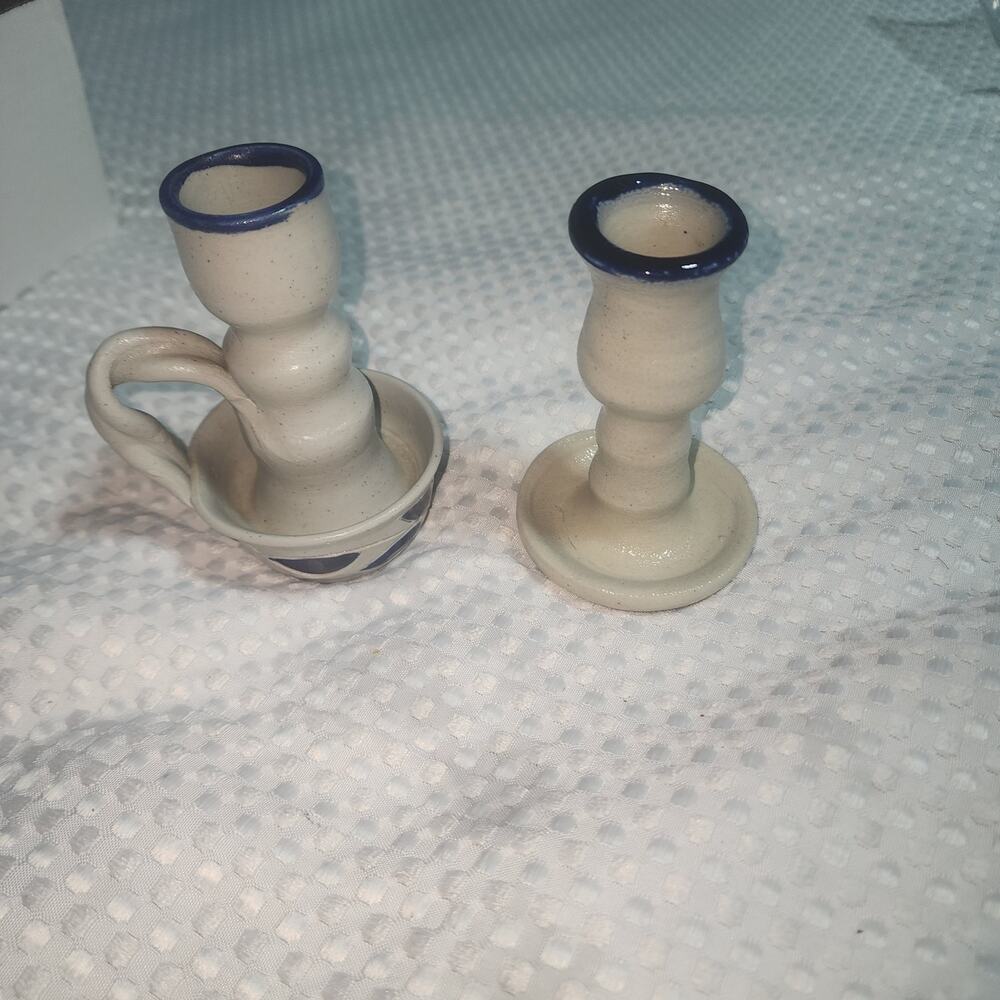 VINTAGE WILLIAMSBURG POTTERY SET OF 2 MISSMATCH CANDLE STICK HOLDERS